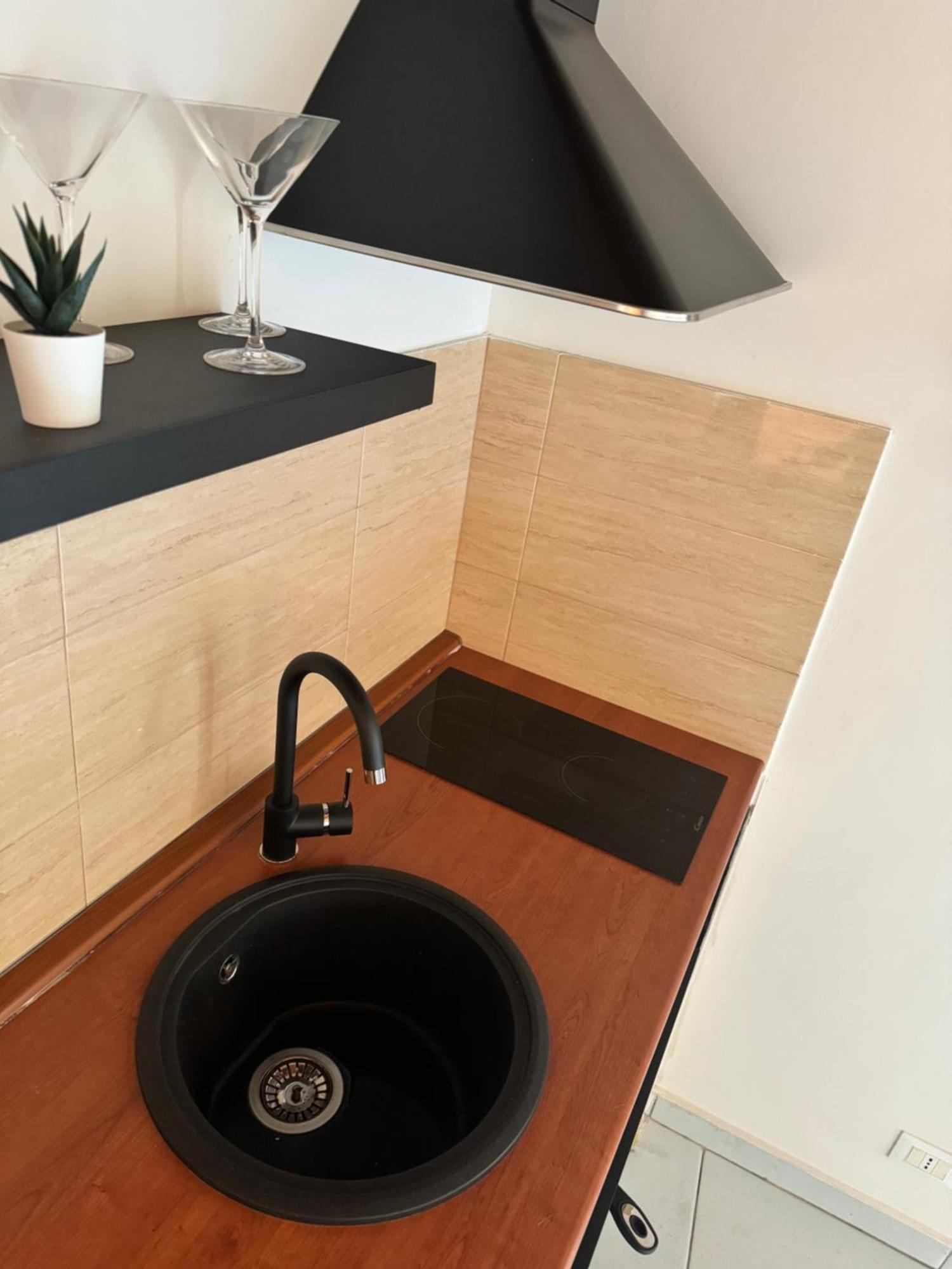 Apartamento Pietro โมดิกา ภายนอก รูปภาพ