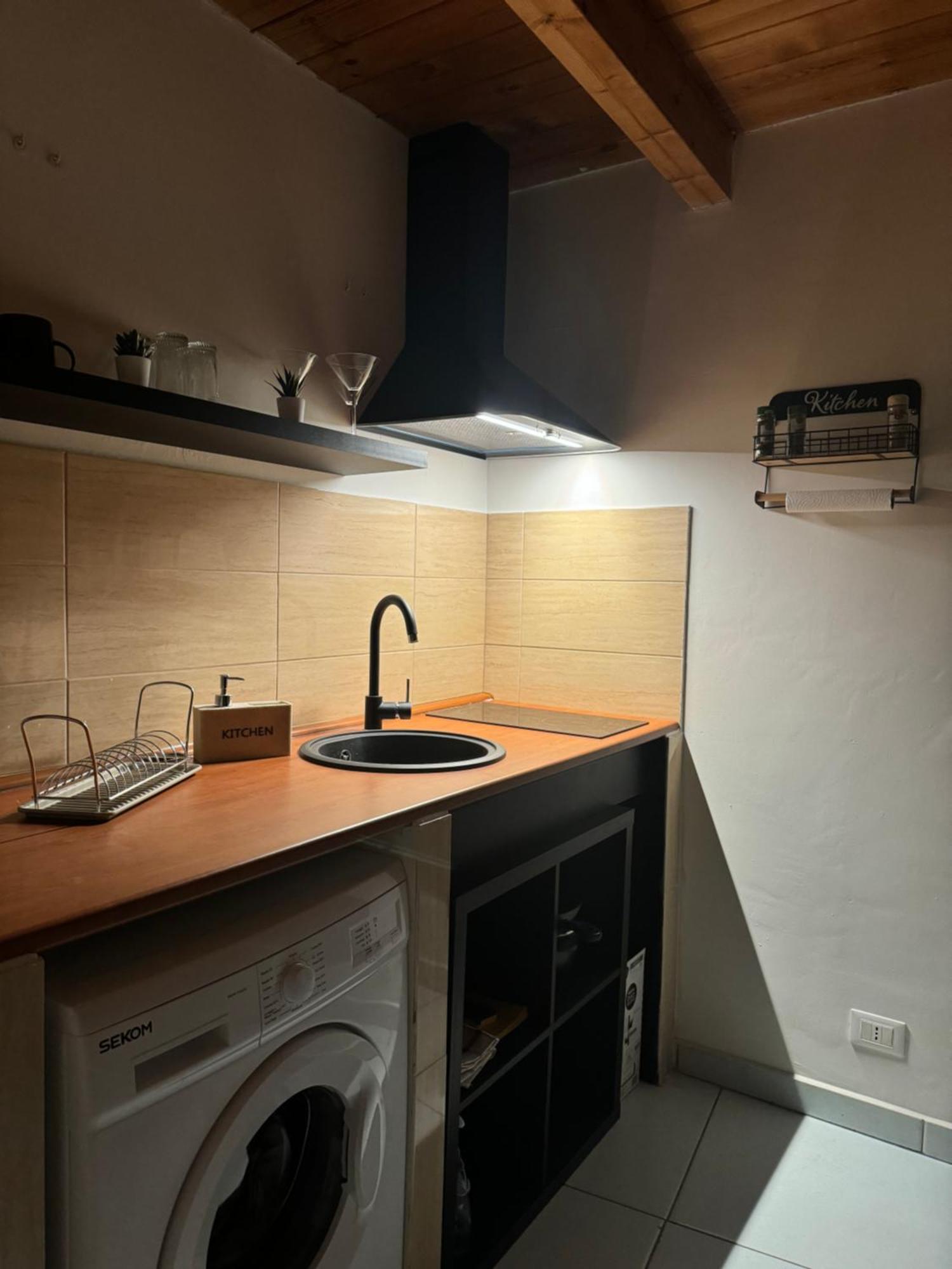 Apartamento Pietro โมดิกา ภายนอก รูปภาพ